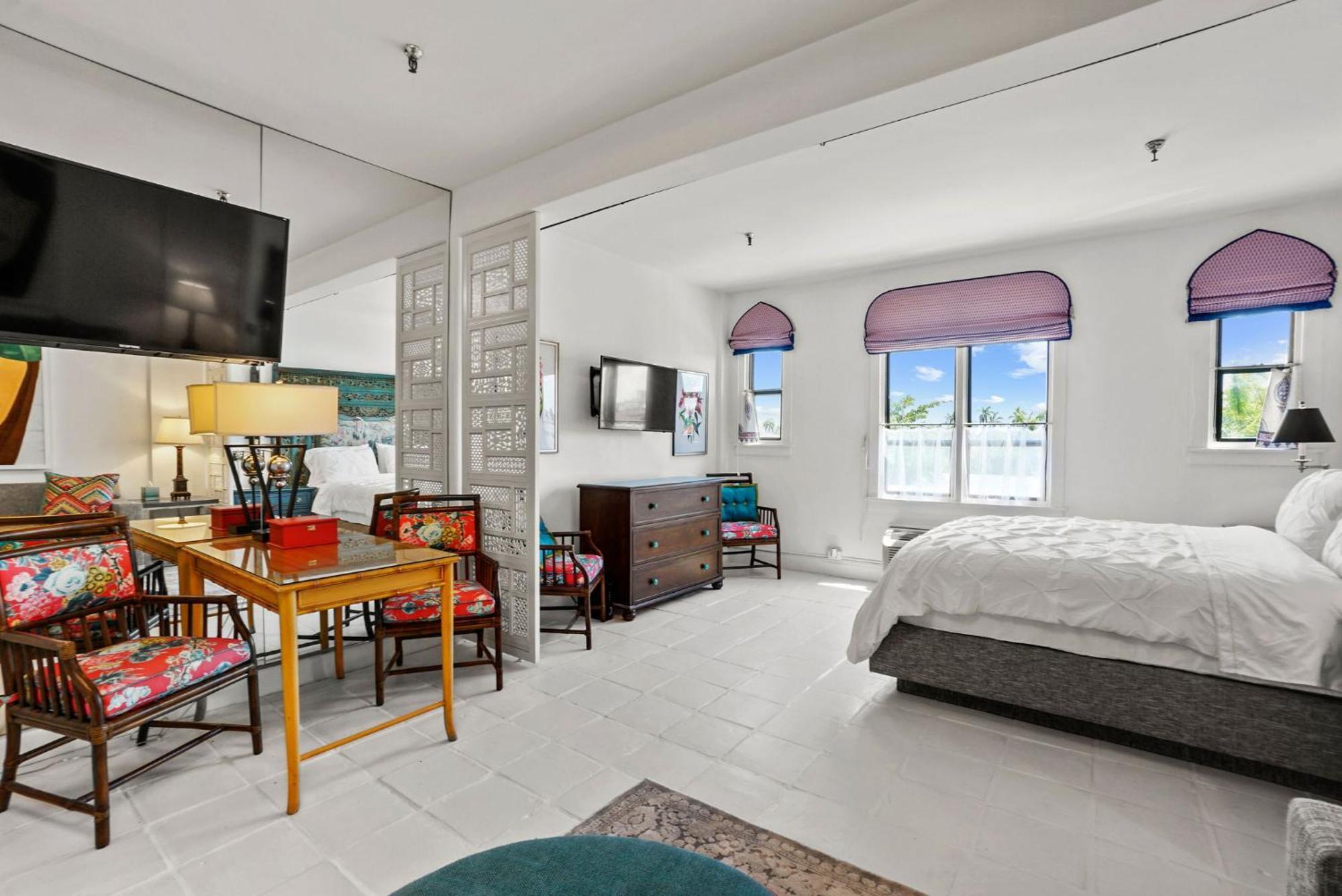 Orchid Suites - Historic Palm Beach Hotel Condominium Exterior photo
